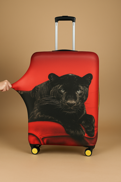 LuggageAlly Kırmızı Siyah Panter Desenli Valiz Kılıfı Seti (S/M/L) – Su İtici, Esnek ve Yıkanabilir Bavul Koruyucu